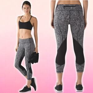 LULULEMON  Pace Rival Crop Size 6 Power Luxtreme Suited Jacquard Black White